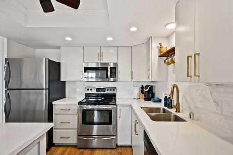 Full Kitchen that would make your stay feel at home