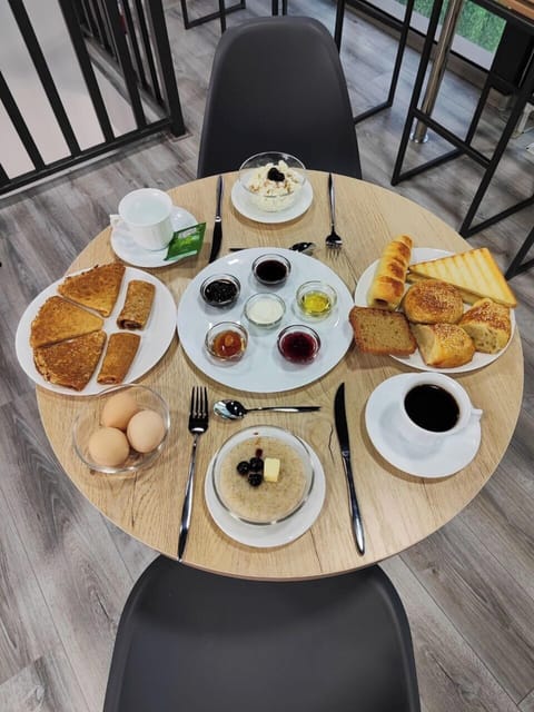 Daily continental breakfast for a fee