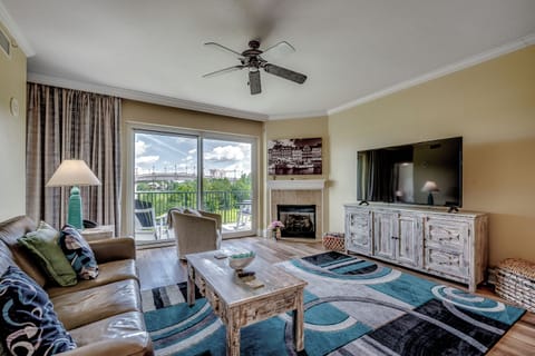 Welcome to The Marina 4-406!