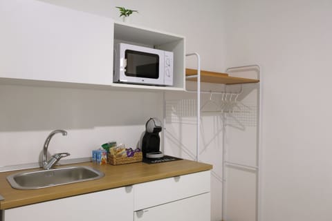 Comfort Double Room | Desk, free WiFi, bed sheets