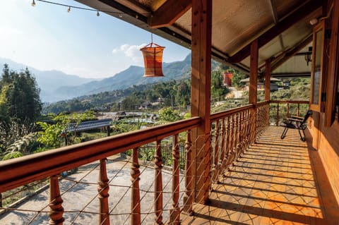Panoramic Quadruple Room, Balcony, Mountain View | Balcony