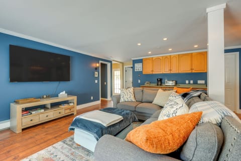 Dover Vacation Rental | 4BR | 3.5BA | 2,800 Sq Ft | Step to Enter