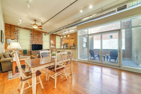 Louisville Vacation Rental | 1BR | 1BA | 950 Sq Ft | Step-Free Entry