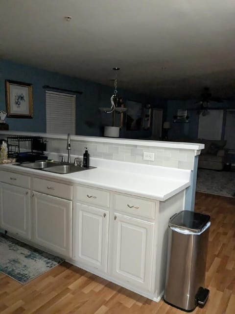 Kitchen (quiet, everyone is sleeping)