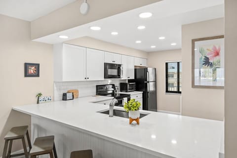 Fully equipped kitchen for your home cooked meals