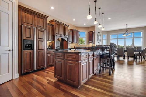 8c3c6555 5067 41dd 902a cd8c291fcd19