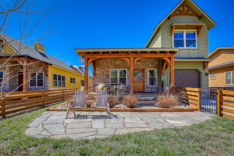 Welcome to the Downtown Craftsman in Pagosa Springs.