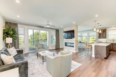 Living Area with Water View and Deck Access