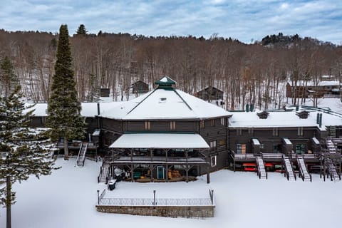 Great Camp Hollywood Hills on 1st Lake