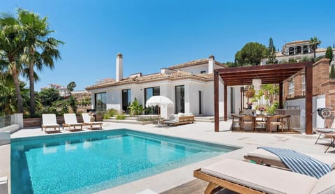 An amazing 3 million euro property. 