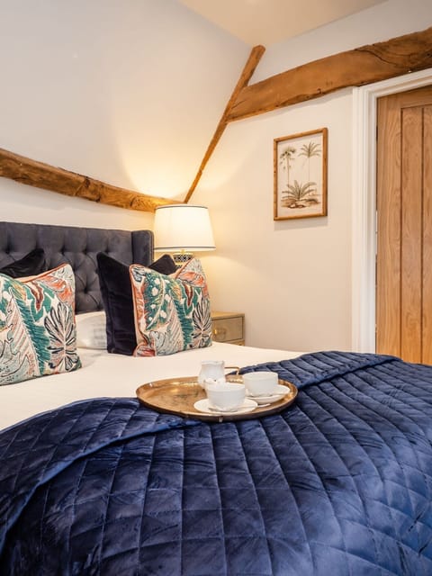 Deluxe Double Room | In-room safe, free WiFi