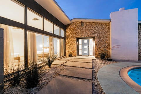 Front Courtyard/ Pool Area/ Entry 