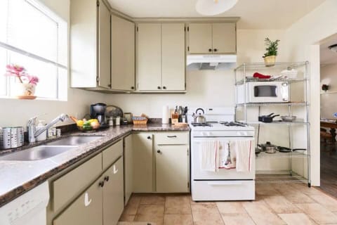 A fully equipped kitchen