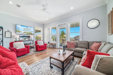 Gorgeous 4BR Home, Gulf Views, 3 Min Walk To Beach & Lagoon, 20 Steps To Pool