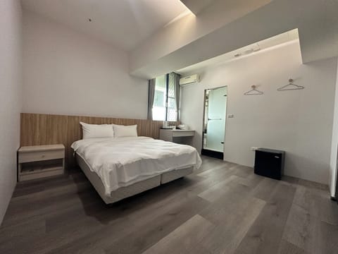 Classic Double Room | Free WiFi, bed sheets