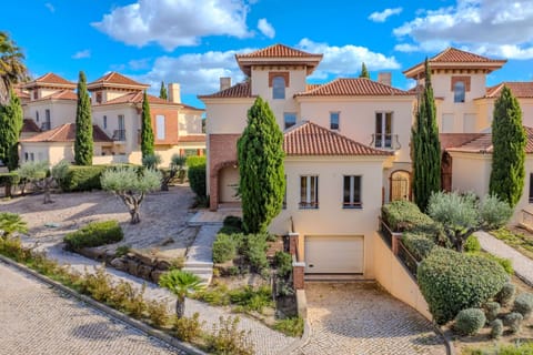 House, Smoking | 2 bedrooms