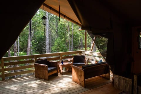 Family Tent (Loon) | Terrace/patio