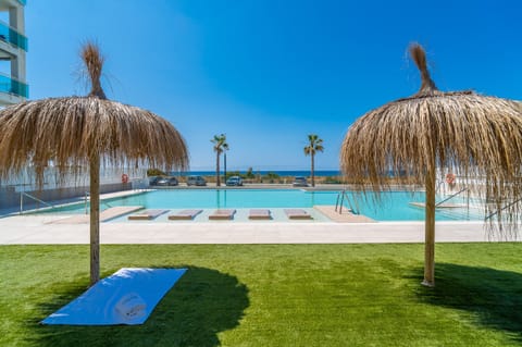 Holiday apartment with pool in Torrox
