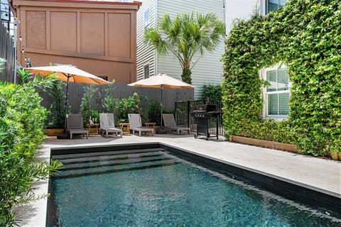 19 Bedrooms in CHS | Private Pool! | The Oikos