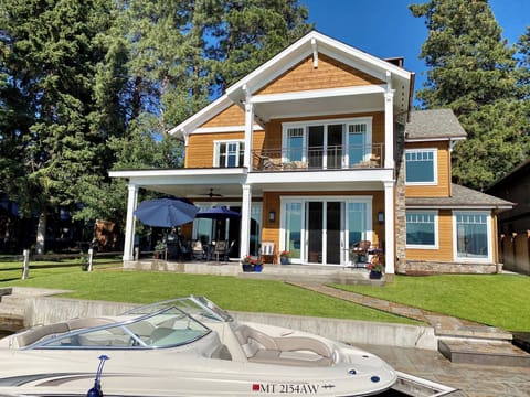 The Fox House from the lake perspective