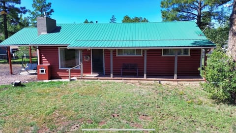 Front view of the cabin.