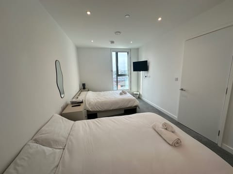 Apartment | 2 bedrooms, iron/ironing board, free WiFi, bed sheets