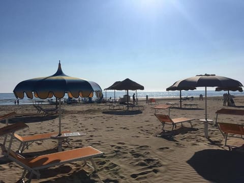 Private beach nearby, white sand
