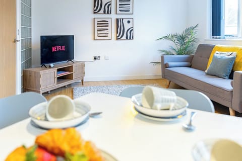 Classic Apartment, 2 Bedrooms, Non Smoking | Living area | Flat-screen TV