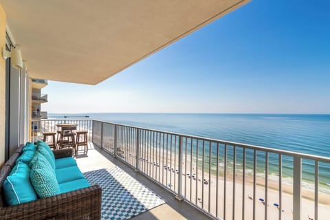 Signature Condo, 3 Bedrooms, Balcony, Beach View | Balcony