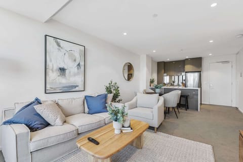 Living Area/Dining Area/Kitchen