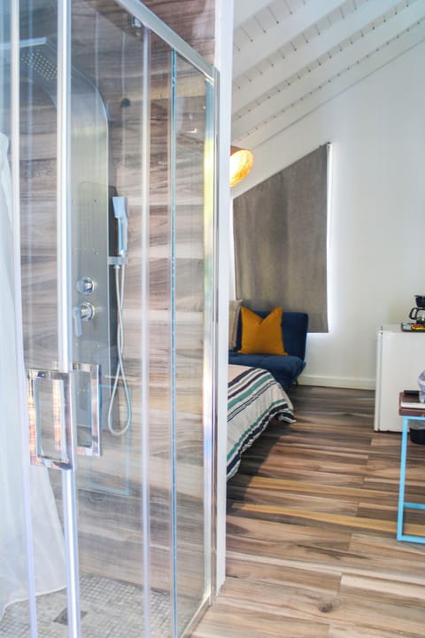Deluxe Double Room, Bay View | Bathroom | Shower, hair dryer, towels, soap