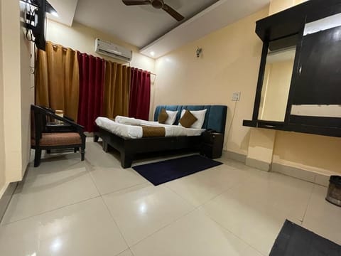 Deluxe Double Room | Free WiFi