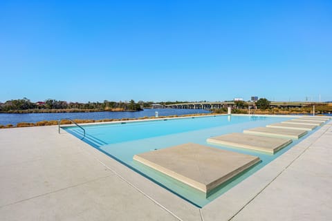 Gulfport Vacation Rental | 1BR | 1BA | Step-Free Access | 850 Sq Ft