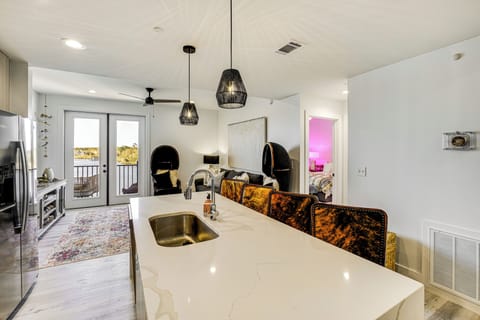 Apartment (1 Bedroom) | Interior