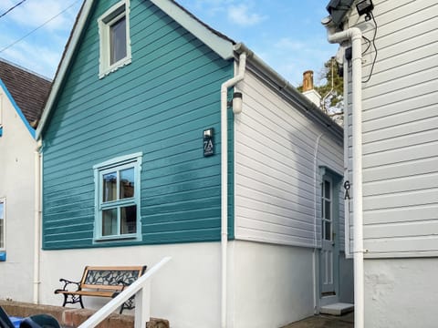 cosy cottage front | Cosy Cottage, Lamlash