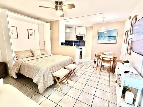 Relax in our well decorated studio apartment