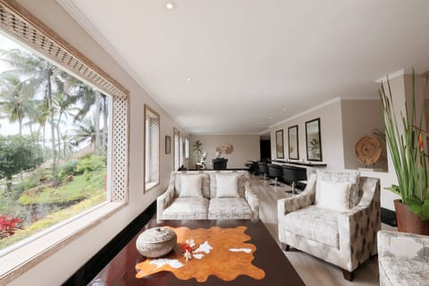 Couples treatment rooms, body treatments, body scrubs, facials