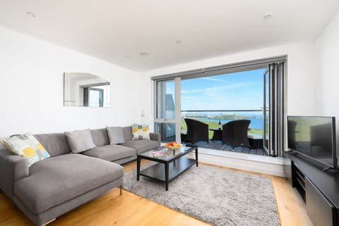Welcome to 32 One Lusty Glaze, Newquay