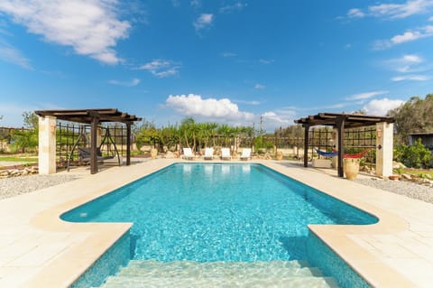 Seasonal outdoor pool, sun loungers