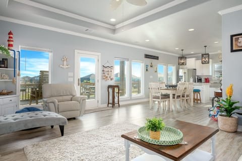 House, 2 Bedrooms | Living area | Smart TV, streaming services