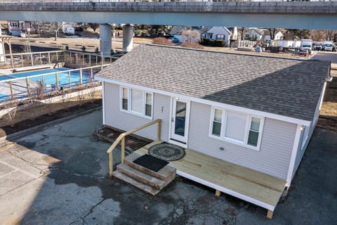 Front of cottage, view from above

