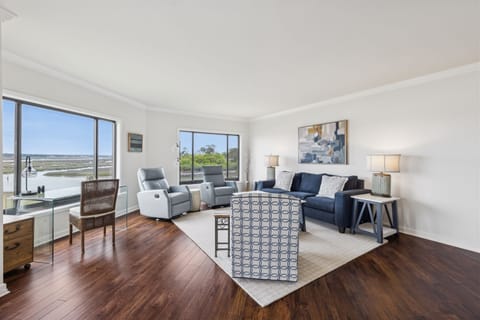 Inviting Living Space With an Open Layout