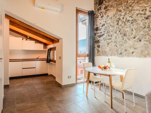 Interior Design, Flooring, Wood, Ceiling, Floor, Furniture, Room, Countertop, Apartment, Kitchen