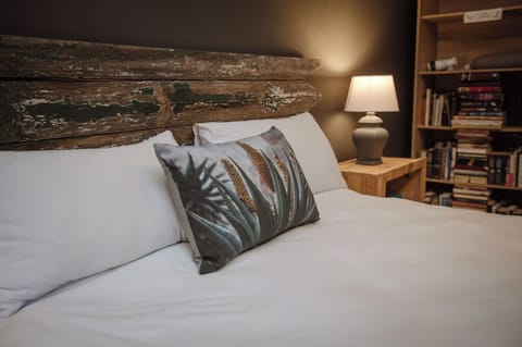 Deluxe Studio, Patio, Ground Floor | Laptop workspace, iron/ironing board (on request), WiFi (free)