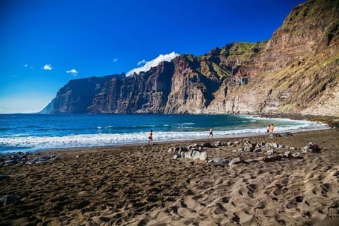 Apartment, 2 Bedrooms, Accessible, Smoking | Beach