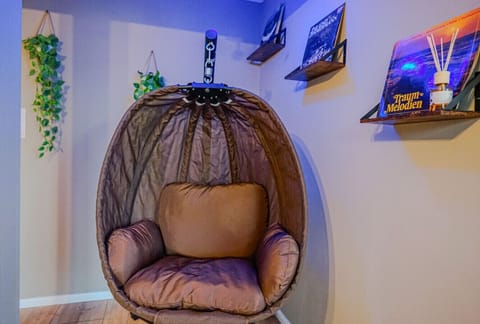 Pure relaxation in the hanging chair.