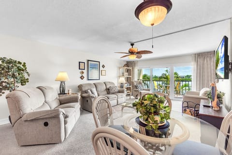 Spacious and Bright Living Area with Balcony Access