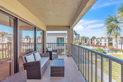 Private Balcony off Living Area