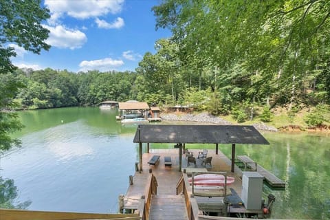 Dock