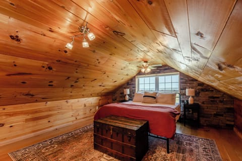 Magical all-wood king bedroom & semi-attached 1/2 bath w/view of horizon